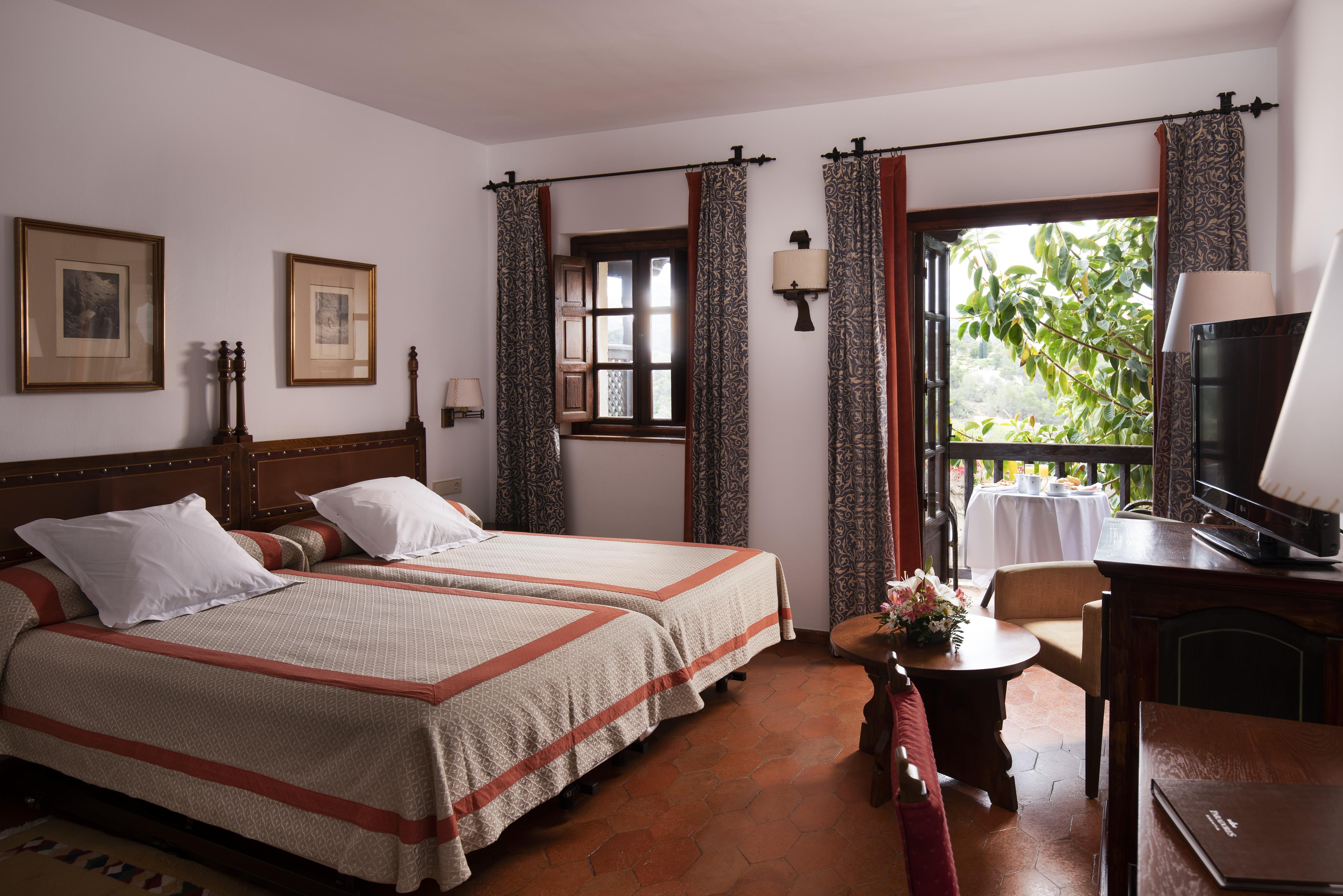 Parador De Tortosa Luaran gambar
