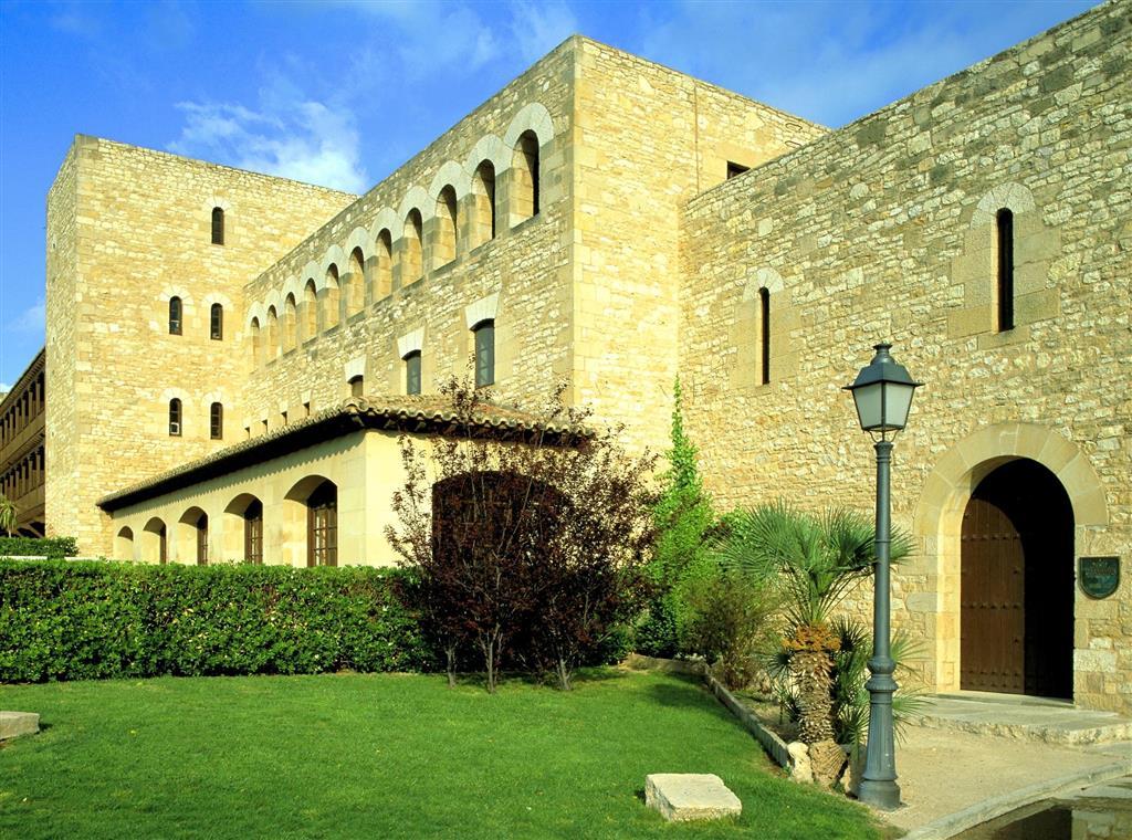 Parador De Tortosa Luaran gambar