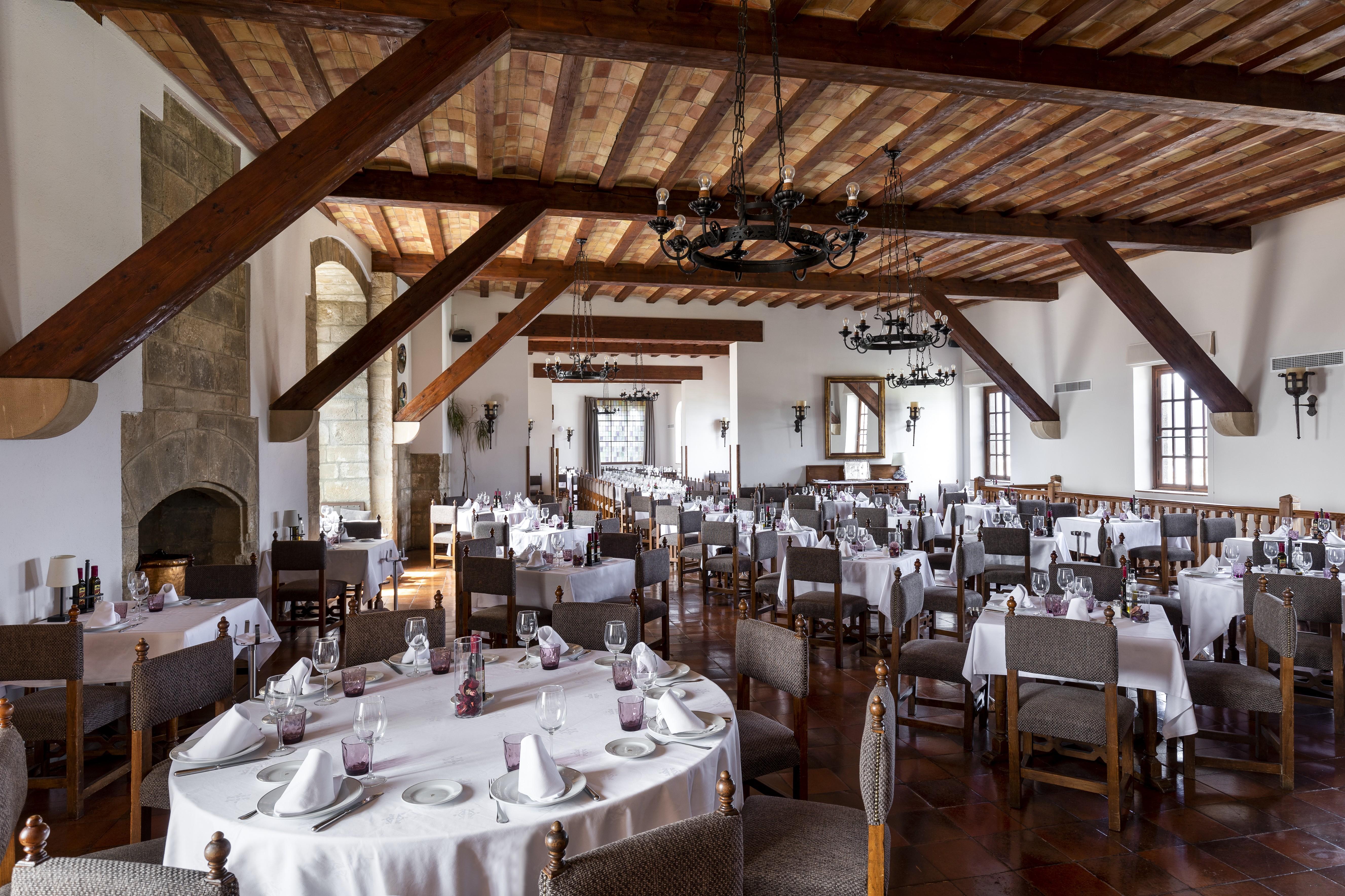 Parador De Tortosa Luaran gambar