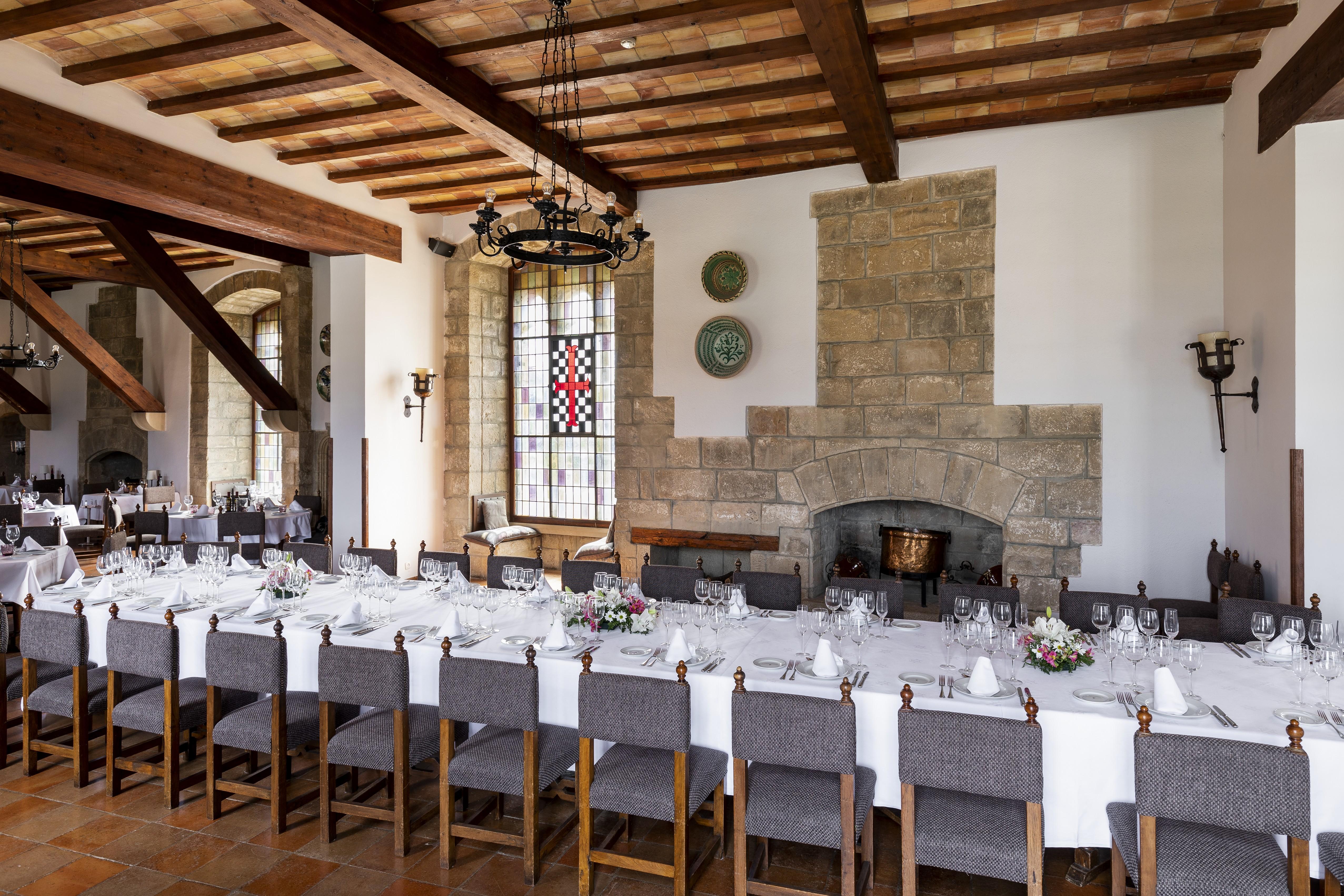 Parador De Tortosa Luaran gambar