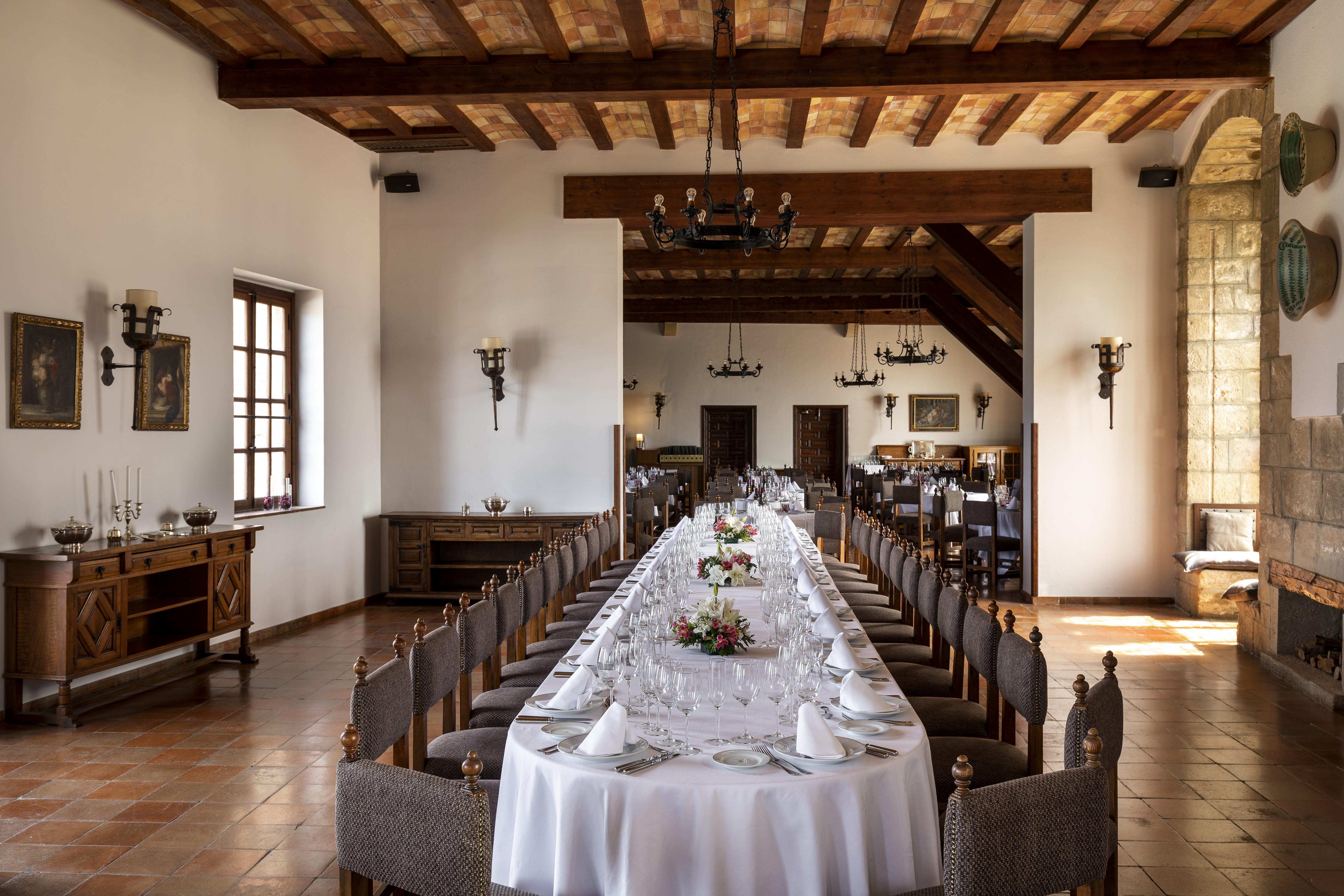 Parador De Tortosa Luaran gambar
