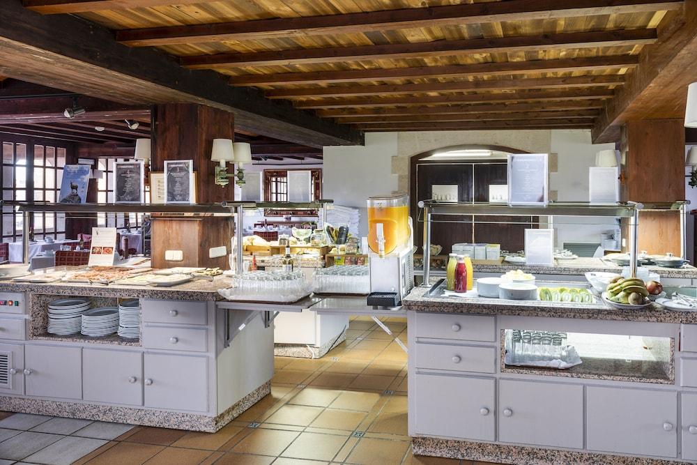 Parador De Tortosa Luaran gambar