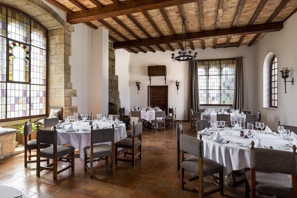 Parador De Tortosa Luaran gambar