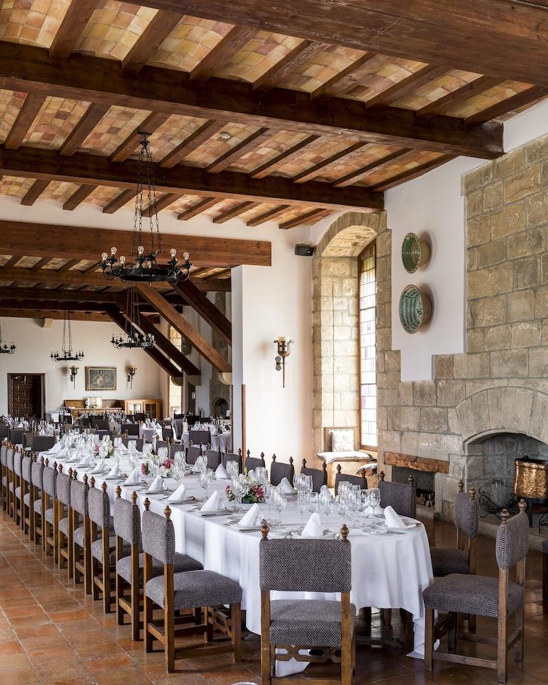 Parador De Tortosa Luaran gambar